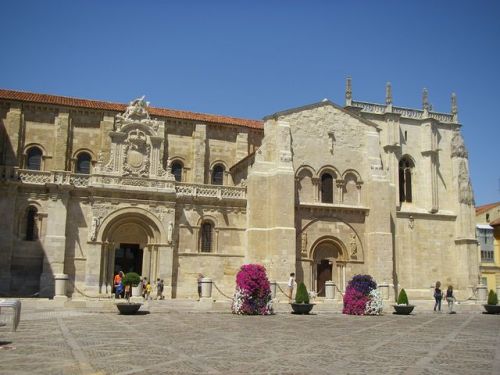 Basilica de San Isidoro de Sevilla