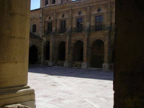 Basilica de San Isidoro de Sevilla