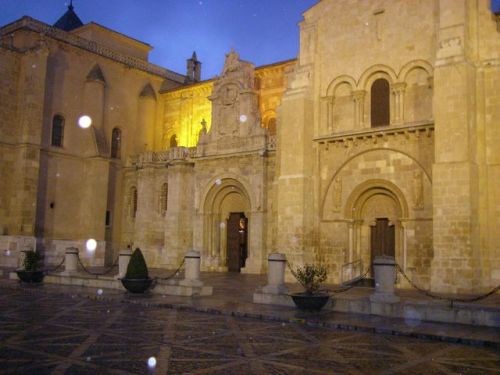 León. Basílica de San Isidoro