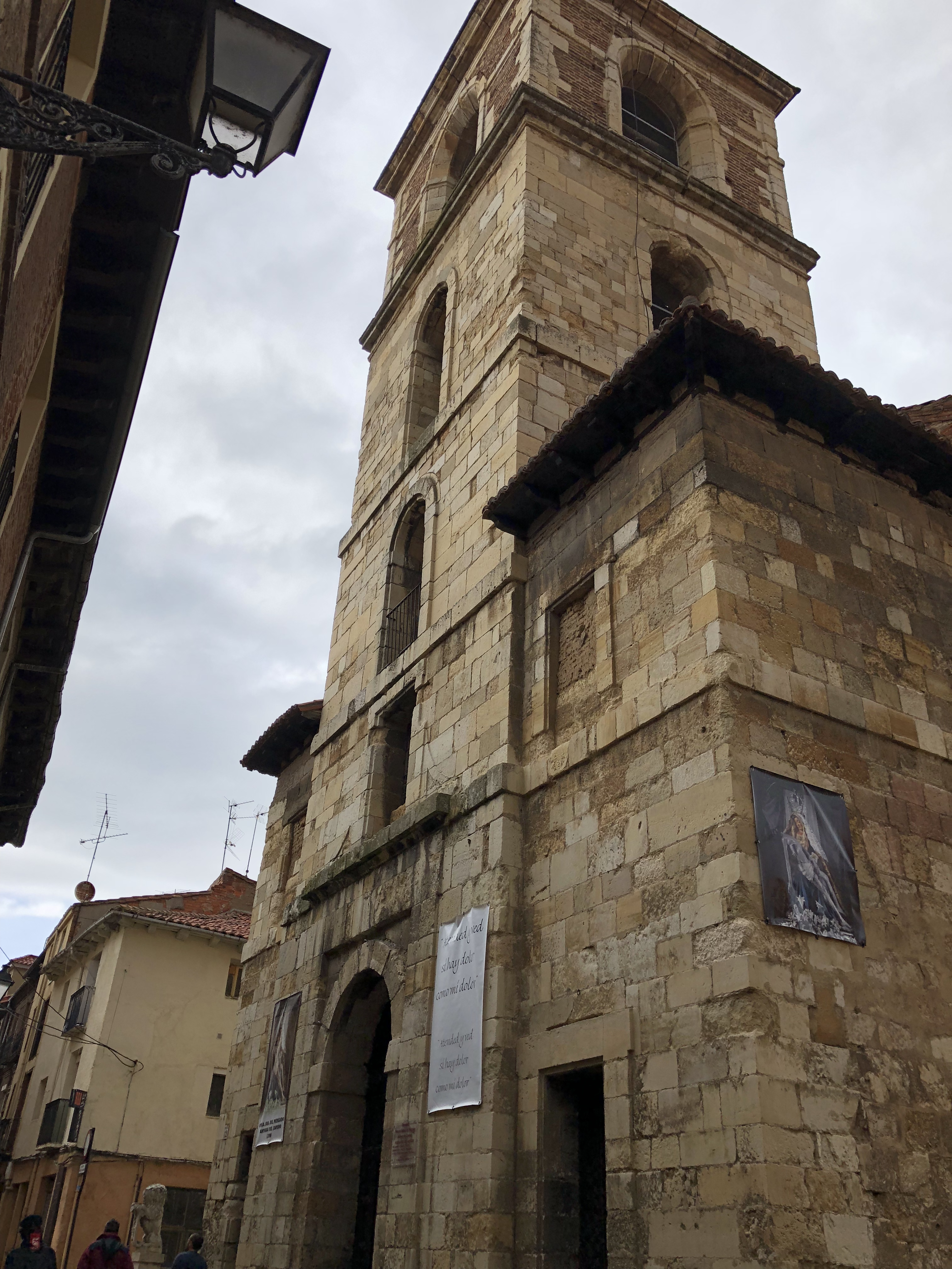 Camino de Mansillas las Mulas a León